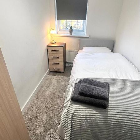 Lovely Single Room Londres Extérieur photo